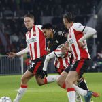 Eindhoven, 28 Januari 2026
Laatste wedstrijd in voorronde Champions League
PSV-Bayern Munchen, eindstand 1-2
Mauro Junior in duel met Luis Diaz