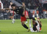 Eindhoven, 28 Januari 2026
Laatste wedstrijd in voorronde Champions League
PSV-Bayern Munchen, eindstand 1-2
Mauro Junior in duel met Luis Diaz