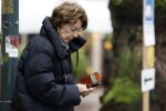 Amsterdam 13 januari 2026
Neelie Kroes doet boodschappen in Amsterdam zuid