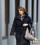 Amsterdam 13 januari 2026
Neelie Kroes doet boodschappen in Amsterdam zuid