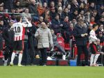 Eindhoven, 1 Februari 2026
Kompetitiewedstrijd PSV-Feyenoord, eindstand 3-0
Peter Bosz