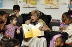 Amsterdam 21 januari 2026
Prinses Laurentien leest voor de 20e keer voor aan kinderen in de Bibliotheek Reigersbos in Amsterdam Bijlmer.