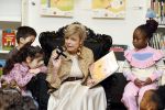 Amsterdam 21 januari 2026
Prinses Laurentien leest voor de 20e keer voor aan kinderen in de Bibliotheek Reigersbos in Amsterdam Bijlmer.