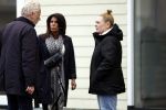 Vinkeveen 19 januari 2026
Rachel Hazes kroijgt de sleutels terug van haar huis in Vinkeveen . Marieke v Beek verloor rechtszaak en moet uit het huis . Rachel kwam samen met een makelaar
