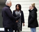 Vinkeveen 19 januari 2026
Rachel Hazes kroijgt de sleutels terug van haar huis in Vinkeveen . Marieke v Beek verloor rechtszaak en moet uit het huis . Rachel kwam samen met een makelaar