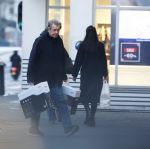 Amsterdam 8 januari 2026
Robert ten Brink heeft met zijn vrouw 2 nieuwe kussens gekocht .