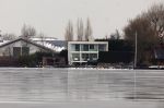 Breukeleveen 8 januari 2026
In het huis waar Ron Brandsteder altijd heeft gewoond gaan nu zijn vrouw Yvonne Brandsteder en zoon Rick Brandsteder wonen . Het huis ligt aan een prachtige plek aan de loosdrechtse plassen ..