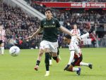 Eindhoven, 1 Februari 2026
Kompetitiewedstrijd PSV-Feyenoord, eindstand 3-0
Sergino Dest in duel met Anel Ahmedhodzic