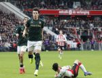 Eindhoven, 1 Februari 2026
Kompetitiewedstrijd PSV-Feyenoord, eindstand 3-0
Sergino Dest in duel met Anel Ahmedhodzic