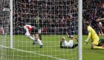 Eindhoven, 1 Februari 2026
Kompetitiewedstrijd PSV-Feyenoord, eindstand 3-0
Timon Wellenreuther en Armando Obispo scoort 1-0