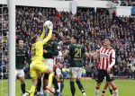 Eindhoven, 1 Februari 2026
Kompetitiewedstrijd PSV-Feyenoord, eindstand 3-0
Timon Wellenreuther en Ismael Saibari Anel Ahmedhodzic Jordan Bos