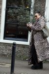 Abcoude 19 januari 2026
Trijntje Oosterhuis in gesprek op straat in Abcoude