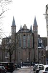 Amsterdam 8 januari 2026
De vondelkerk ia van oudjaar op nieuwjaar grotendeels afgebrand . Heel dichtbij de kerk wonen Kimberley Klaver Dotan en Hajo Bruins .