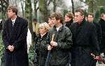 19 Februari 1999
Begrafenis Lydia v Wooning
Op de foto Chiel v Praag met zijn vrouw