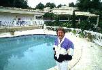 Henk Elsink bij zijn huis in Mallorca 1978