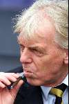21 Februari 1999
Leo Beenhakker een sigaar rokend