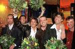 Amsterdam, 15 februari 1999
Uitreiking Gouden Harpen 1998
Op de foto v.l.n.r.: 2 groepsleden BLOF, Marco Borsato, zanger.... van BLOF, Maarten v Roozendaal en nog een groepslid vab BLOF