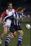 Eindhoven, 31 januari 2000
EVV Eindhoven-SC Emmen, eindstand 0-1
Bert Zuurman in duel met Alfons Arts