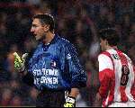 Eindhoven, 3 februari 2000
PSV-Feyenoord, eindstand 0-1
Dudek met op achtergrond Ruud v Nistelrooy