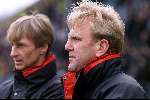Den Bosch, 18 februari 2001
Topper in de eerste divisie tussen de nummers een en twee
FC Den Bosch-Excelsior, eindstand 4-0
Adri Koster en Andre Hoekstra