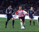 Eindhoven, 10 februari 2001
Kompetitie seizoen 2000/2001
PSV-AZ , eindstand 3-0 door 2 doelpunten Kezman en een penalty van Arnold Bruggink
Dennis Rommedahl wordt onderuit gehaald door EL HADRIOUI en krijgt rood.