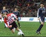 Eindhoven, 10 februari 2001
Kompetitie seizoen 2000/2001
PSV-AZ , eindstand 3-0 door 2 doelpunten Kezman en een penalty van Arnold Bruggink
Dennis Rommedahl wordt onderuit gehaald door EL HADRIOUI en krijgt rood.