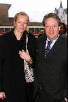 Scheveningen, 21 februari 2001
Surpriseparty Joop v d Ende in het circustheater
Marijke Schaaphok met man Guido Maas