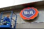 Amsterdam 31 januari 2002
Allerlei verschillende dingen rondom het huwelijk van Maxima en Prins Willem Alexander.
C&A wordt W&M
