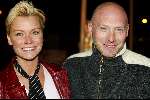 Amsterdam 14 februari 2002
Premiere Circus du Soleil bij Amsterdam Arena
Cindy Pielstroom met vriend