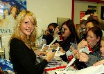 Rotterdam 27 februari 2003
Chantal Janzen  bij signeren volle maan