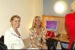 Amsterdam 13 februari 2003
Premiere Two weeks notice
Stella Gommans en Ellemieke Vermolen
