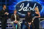 Hilversum 1 februari 2003
Bas Idols en Jim Idols Tooske v Breughem en Reinout Oerlemans