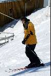 Zurs 23 februari 2003
Ursul de Geer tijdens de wintersport
telefonerend met gsm de berg af