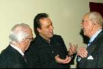 Bussum 10 februari 2004
Uitreiking gouden harpen in het spant.
Frans Bauer met Eddy Cristiani en Harry de Groot