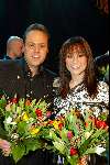 Bussum 10 februari 2004
Uitreiking gouden harpen in het spant.
Frans Bauer met Trijntje Oosterhuis