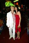 Amsterdam 9 februari 2004
Premiere FEESTJE in Tuschinski.
Antonie Kamerling en Isa Hoes