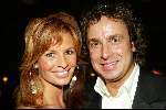 Amsterdam 9 februari 2004
Premiere FEESTJE in Tuschinski.
Marco Borsato en Leontine Borsato
