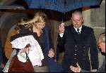 Amsterdam 6 februari 2004
Verjaardag van Koningin Beatrix op paleis op de dam.
Maxima en de au-pair van Amalia