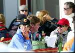 Zurs 15 februari 200
Prinses Caroline v Monaco op vakantie met Ernst van Hannover en Prins Andrea en Prinses Alexandra.