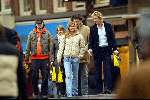Amsterdam 4 januari 2004
Dinand Woesthoff met Katja Schuurman, Chris Zegers, Wendy v Dijk, Jphnny de Mol, Babette v Veen en Bas Westerweel.