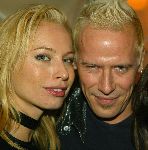 Ouderkerk aan de Amstel 13 december 2002
Opening restaurant Lute.
Micha Klein met Afke Reinge