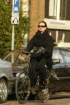 Amsterdam1 maart 2003
Ans Marcus op fiets