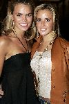 Amsterdam 1 februari 2005
Modeshow Judith Osborne in Amstel Hotel.
Nicolette v Dam en Chantal Bles