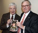 Amsterdam 24 februari 2005
Presentatie boek Thomas Lepeltak bij Sotheby's
Dries v Agt