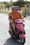 Bonaire 21 februari 2005
Henny Huisman met zijn vrouw Lia op scooter  op Bonaire.