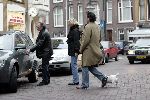 Amsterdam 5 februari 2005
Barry Hay met hondje en Babette Cremer en jan Cremer