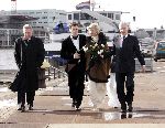 Amsterdam 27februari 2005
Kasper v Kooten met zijn vrouw Linda getrouwd. Kasper samen met zijn vader Kees v Kooten