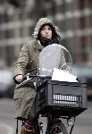 Amsterdam  26 februari 2005
Kim v Kooten met muts op fiets