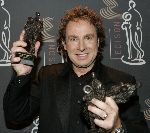 Amsterdam 14 Februari 2005
Uitreiking Edison Music Awards 2005
Marco Borsato met Ronald Koeman