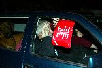 St Georges 28 februari 2003
Prinses Margarita met haar hond op weg naar het politieburo Edwin de Roy van Zuydewijn
uitzicht St Georges